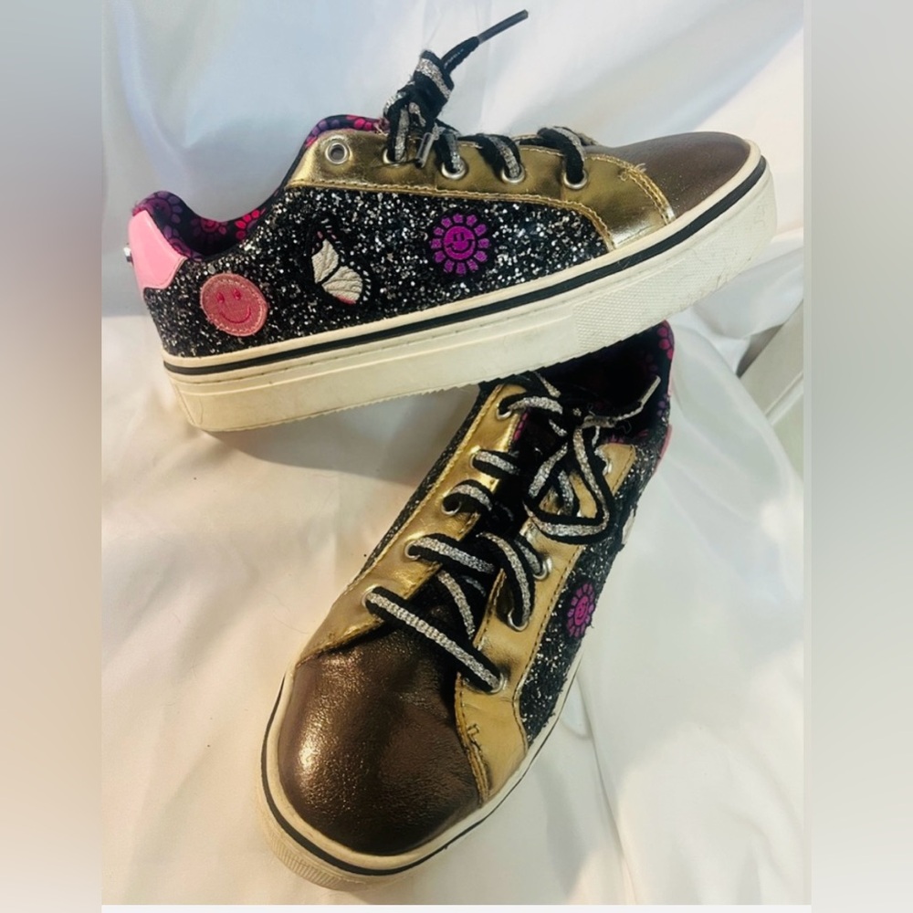 MADDEN GIRL Sneakers with Glitter tones - Picture 2 of 16